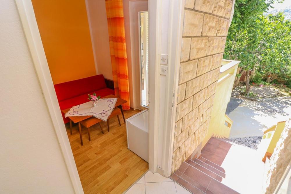 Double Rooms Tomica 2 With Balcony Baška Exteriör bild
